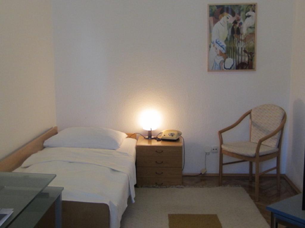 Hotel Wiener Kindl Pokój zdjęcie